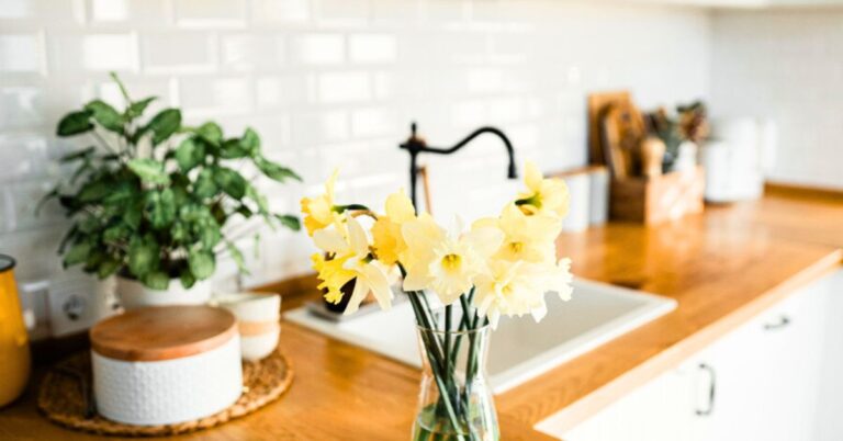 spring clean up inspiration with fresh flowers and home decor