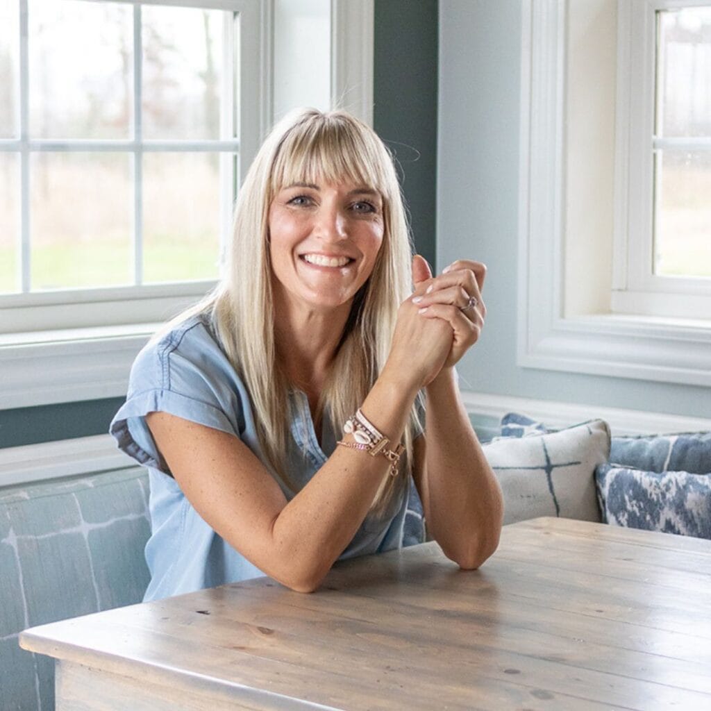 Wendy Schneider of Flairfully Yours sharing coastal and lake house decorating tips for creating a beautifully coordinated home.